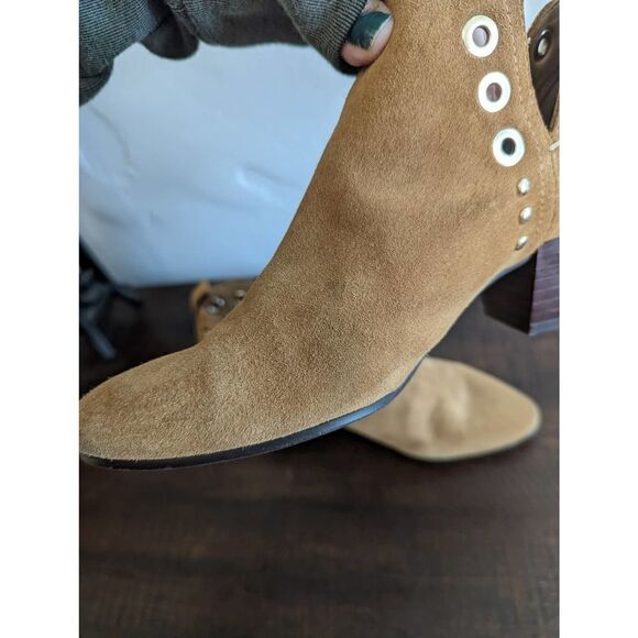Sam Edelman Caramel Brown Grommet Studded Ankle Bootie Shoes Size 7 - Picture 6 of 11